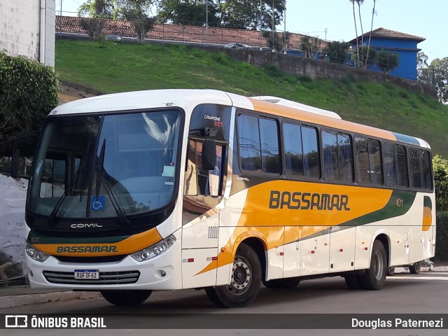 Viação Bassamar 101 na cidade de Senador Cortes, Minas Gerais, Brasil, por Douglas Paternezi. ID da foto: 10127658.