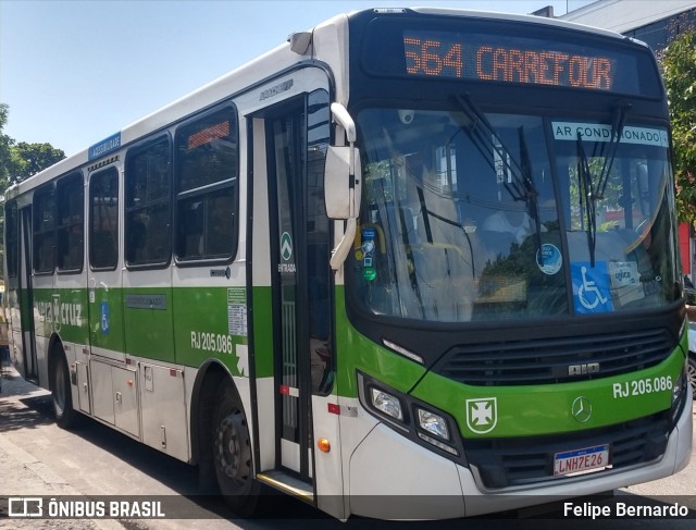 Viação Vera Cruz RJ 205.086 na cidade de Rio de Janeiro, Rio de Janeiro, Brasil, por Felipe Bernardo. Número da foto: #10127694.