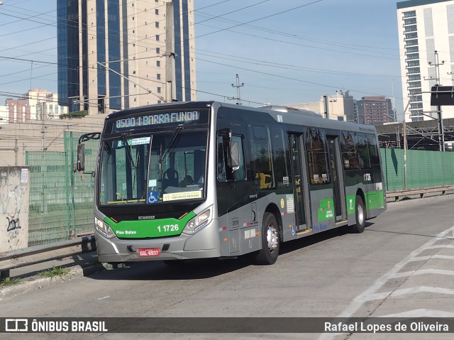 Viação Santa Brígida 1 1726 na cidade de São Paulo, São Paulo, Brasil, por Rafael Lopes de Oliveira. Número da foto: #10135383.