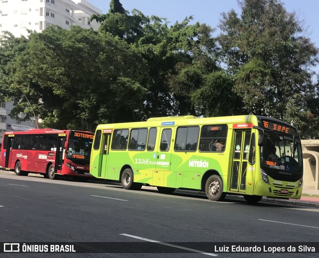 Santo Antônio Transportes Niterói 2.2.068 na cidade de Niterói, Rio de Janeiro, Brasil, por Luiz Eduardo Lopes da Silva. Número da foto: #10058111.