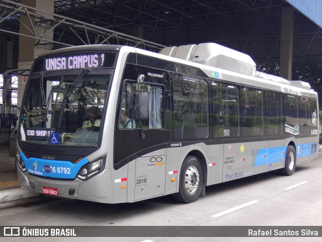 Transwolff Transportes e Turismo 6 6792 na cidade de São Paulo, São Paulo, Brasil, por Rafael Santos Silva. ID da foto: 10060333.