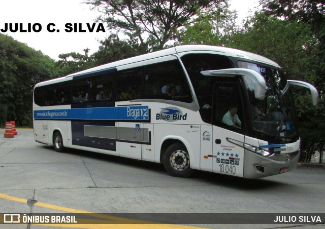 Auto Viação Bragança 18040 na cidade de São Paulo, São Paulo, Brasil, por JULIO SILVA. ID da foto: 10057448.