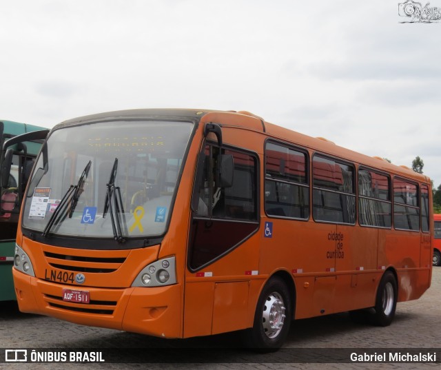 Araucária Transportes Coletivos LN404 na cidade de Curitiba, Paraná, Brasil, por Gabriel Michalski. Número da foto: #10058487.
