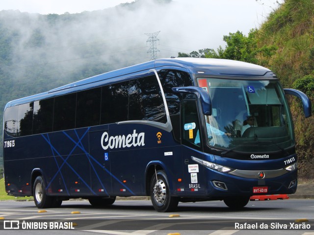 Viação Cometa 719613 na cidade de Petrópolis, Rio de Janeiro, Brasil, por Rafael da Silva Xarão. ID da foto: 10064632.