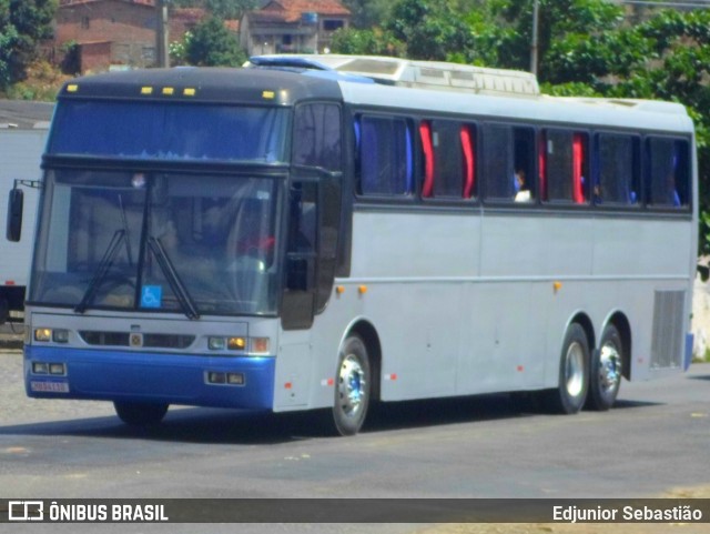 Ônibus Particulares 4I10 na cidade de Nazaré da Mata, Pernambuco, Brasil, por Edjunior Sebastião. Número da foto: #10062607.