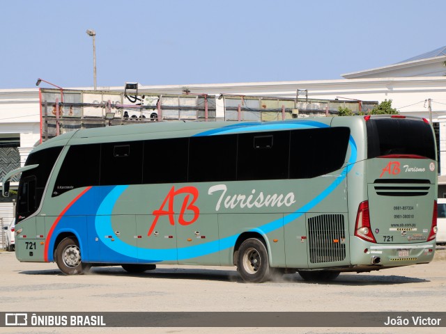 AB Transporte y Turismo 721 na cidade de Balneário Camboriú, Santa Catarina, Brasil, por João Victor. ID da foto: 10062052.