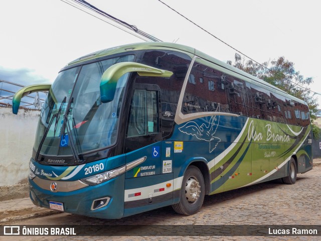 Asa Branca Turismo 20180 na cidade de Serra Talhada, Pernambuco, Brasil, por Lucas Ramon. Número da foto: #10061409.