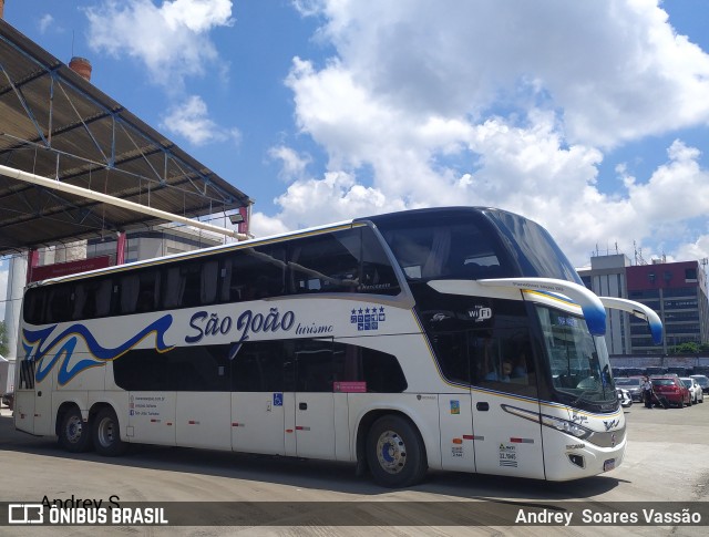 São João Turismo 885 na cidade de São Paulo, São Paulo, Brasil, por Andrey  Soares Vassão. Número da foto: #10061387.