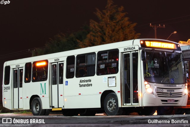 Viação Antonina 24050 na cidade de Almirante Tamandaré, Paraná, Brasil, por Guilherme Bomfim. ID da foto: 10063308.