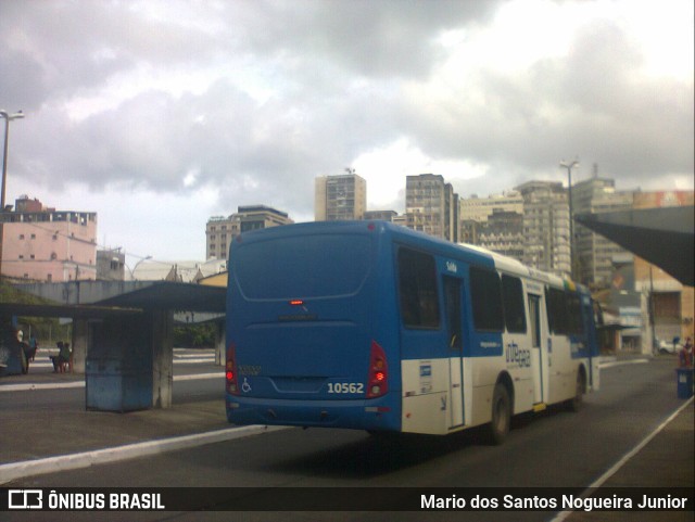 Concessionária Salvador Norte - CSN Transportes 10562 na cidade de Salvador, Bahia, Brasil, por Mario dos Santos Nogueira Junior. ID da foto: 10067675.