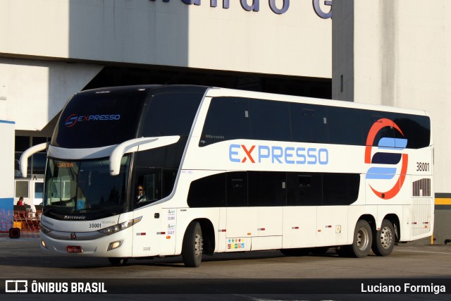 Expresso Transporte e Turismo Ltda. 38001 na cidade de Goiânia, Goiás, Brasil, por Luciano Formiga. ID da foto: 10072916.