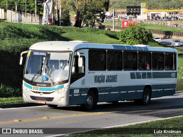 Viação Jacareí 8130 na cidade de Aparecida, São Paulo, Brasil, por Luiz Krolman. Número da foto: #10071081.