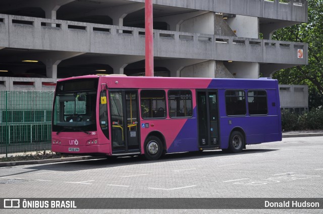 Uno - University Bus 510 na cidade de Harlow, Essex, Inglaterra, por Donald Hudson. Número da foto: #10071851.