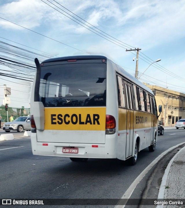 Escolares 7393 na cidade de Vitória, Espírito Santo, Brasil, por Sergio Corrêa. ID da foto: 10072956.