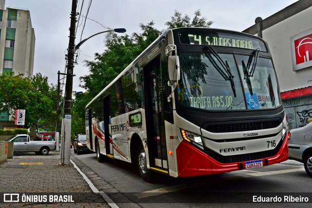 Viação Fervima 716 na cidade de Taboão da Serra, São Paulo, Brasil, por Eduardo Ribeiro. Número da foto: #10074185.