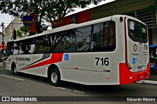 Viação Fervima 716 na cidade de Taboão da Serra, São Paulo, Brasil, por Eduardo Ribeiro. Número da foto: #10074239.