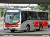 Pêssego Transportes 4 7730 na cidade de São Paulo, São Paulo, Brasil, por Gabriel Brook. Número da foto: #:id.