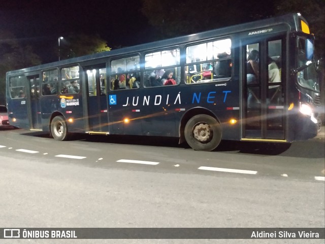 Jundiá Transportadora Turistica 1230 na cidade de São Roque, São Paulo, Brasil, por Aldinei Silva Vieira . Número da foto: #10167514.