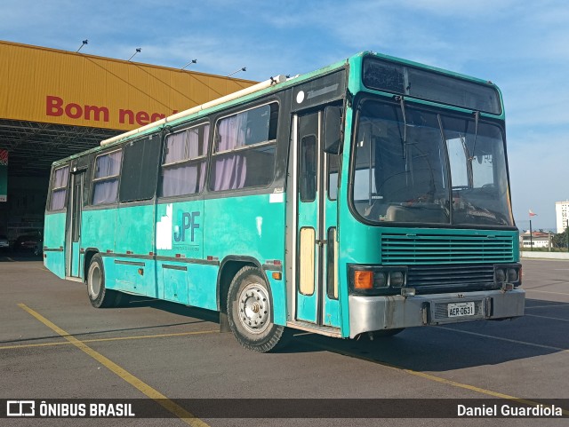 Ônibus Particulares  na cidade de Biguaçu, Santa Catarina, Brasil, por Daniel Guardiola. ID da foto: 10168071.