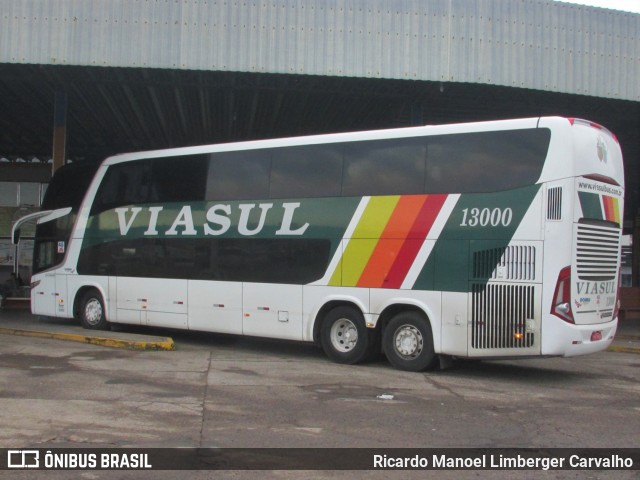 Viasul - Auto Viação Venâncio Aires 13000 na cidade de Santa Cruz do Sul, Rio Grande do Sul, Brasil, por Ricardo Manoel Limberger Carvalho. Número da foto: #10167078.