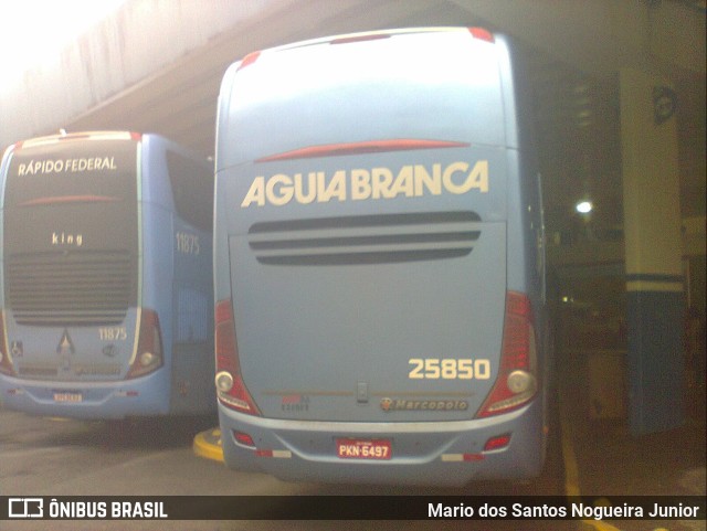 Viação Águia Branca 25850 na cidade de Salvador, Bahia, Brasil, por Mario dos Santos Nogueira Junior. Número da foto: #10169166.