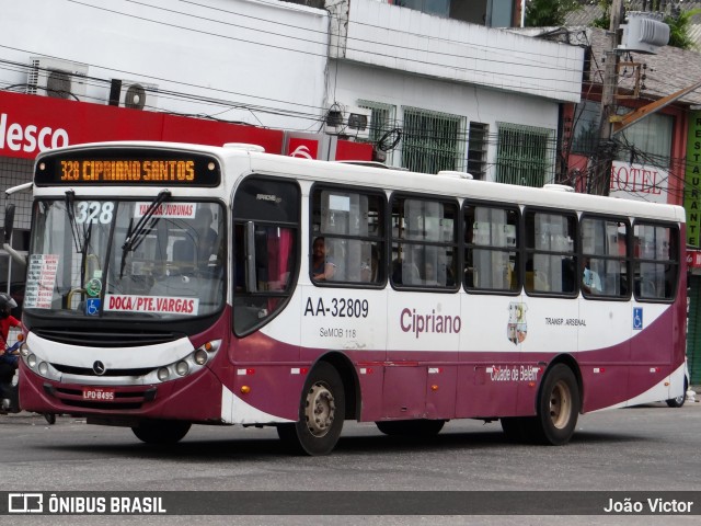 Transportadora Arsenal AA-32809 na cidade de Belém, Pará, Brasil, por João Victor. Número da foto: #10168579.