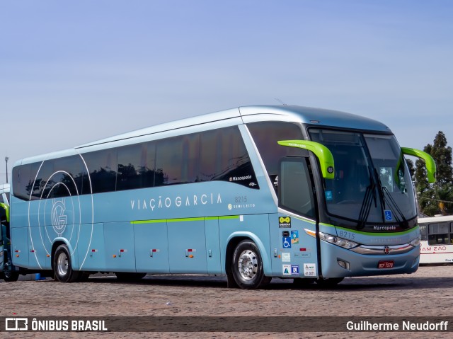 Viação Garcia 8215 na cidade de Curitiba, Paraná, Brasil, por Guilherme Neudorff. Número da foto: #10168991.