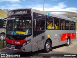 Pêssego Transportes 4 7054 na cidade de São Paulo, São Paulo, Brasil, por Felippe Gomes. Número da foto: #:id.