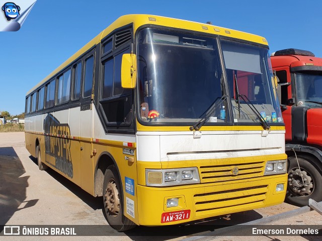 Ônibus Particulares 3211 na cidade de Pelotas, Rio Grande do Sul, Brasil, por Emerson Dorneles. ID da foto: 10170460.