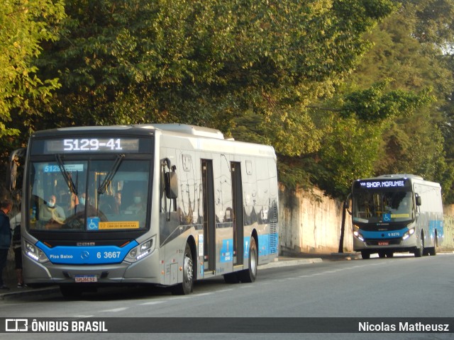 Viação Paratodos > São Jorge > Metropolitana São Paulo > Mobibrasil 6 3667 na cidade de São Paulo, São Paulo, Brasil, por Nicolas Matheusz. Número da foto: #10170691.