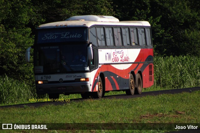 Expresso São Luiz 6700 na cidade de Rio Verde, Goiás, Brasil, por Joao Vitor. Número da foto: #10175270.