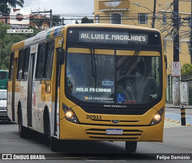 Plataforma Transportes 30911 na cidade de Salvador, Bahia, Brasil, por Felipe Damásio. ID da foto: 10180256.