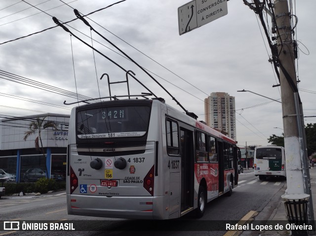 Himalaia Transportes > Ambiental Transportes Urbanos 4 1837 na cidade de São Paulo, São Paulo, Brasil, por Rafael Lopes de Oliveira. ID da foto: 10177990.