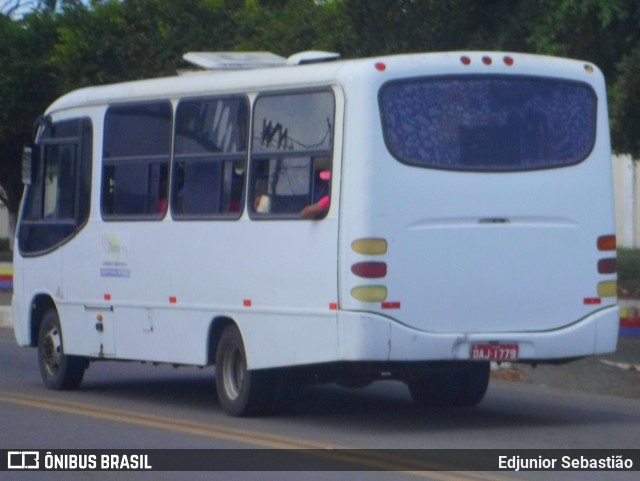 JJ Neto Locação e Transportes 1779 na cidade de Nazaré da Mata, Pernambuco, Brasil, por Edjunior Sebastião. ID da foto: 10181693.