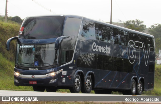 Viação Cometa 18307 na cidade de Conselheiro Lafaiete, Minas Gerais, Brasil, por Rodrigo  Aparecido. ID da foto: 10182634.