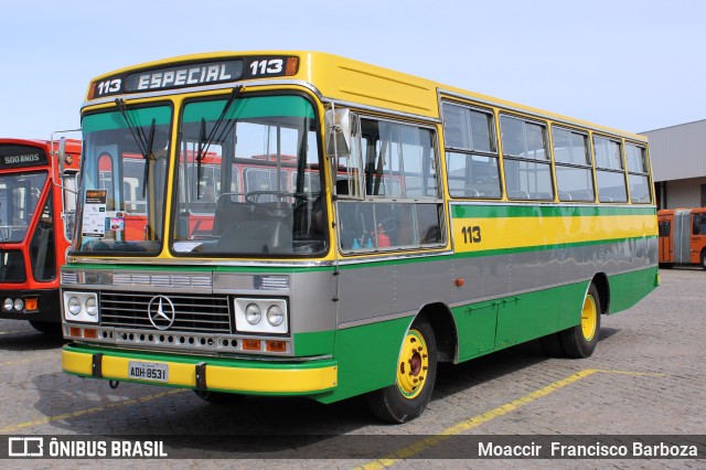 Ônibus Particulares 113 na cidade de Curitiba, Paraná, Brasil, por Moaccir  Francisco Barboza. ID da foto: 10185490.