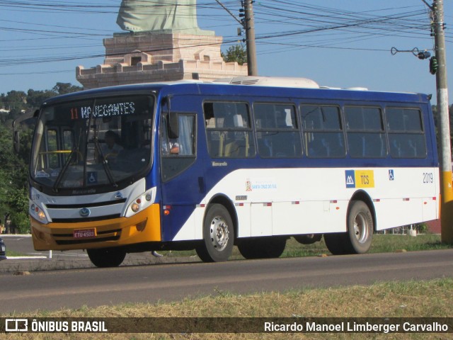 Stadtbus 2019 na cidade de Santa Cruz do Sul, Rio Grande do Sul, Brasil, por Ricardo Manoel Limberger Carvalho. Número da foto: #10184327.