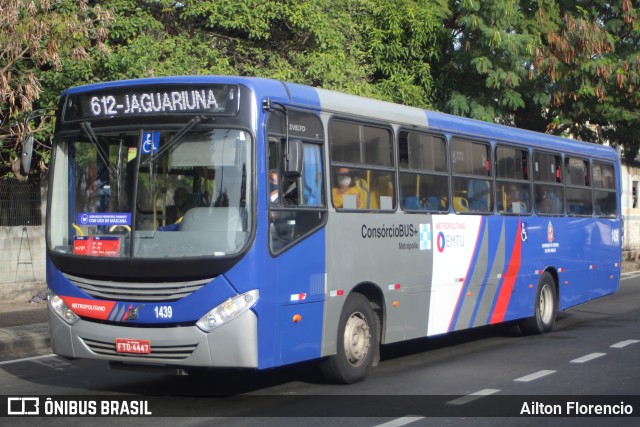 Expresso Metrópolis Transportes e Viagens 1439 na cidade de Campinas, São Paulo, Brasil, por Ailton Florencio. Número da foto: #10187948.