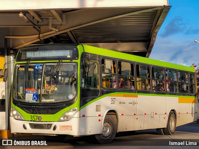 Rodoviária Caxangá 357 na cidade de Olinda, Pernambuco, Brasil, por Ismael Lima. ID da foto: 10186970.