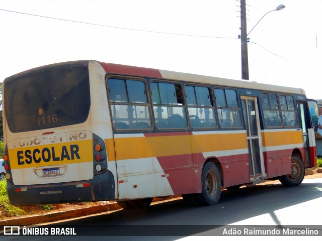 Escolares 1116 na cidade de Unaí, Minas Gerais, Brasil, por Adão Raimundo Marcelino. Número da foto: #10189773.
