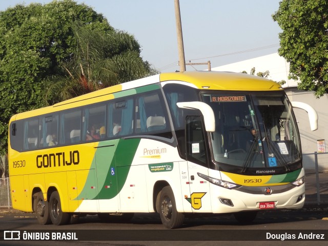 Empresa Gontijo de Transportes 19530 na cidade de Uberaba, Minas Gerais, Brasil, por Douglas Andrez. ID da foto: 10193624.