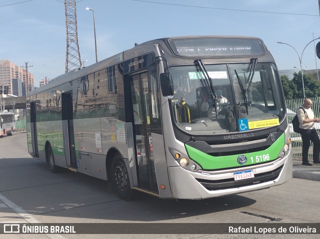 Cooperativa Fênix > Spencer Transporte 1 5196 na cidade de São Paulo, São Paulo, Brasil, por Rafael Lopes de Oliveira. Número da foto: #10143233.
