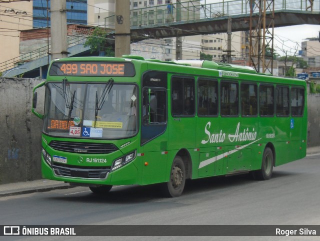 Transportes Santo Antônio RJ 161.124 na cidade de Duque de Caxias, Rio de Janeiro, Brasil, por Roger Silva. Número da foto: #10143834.