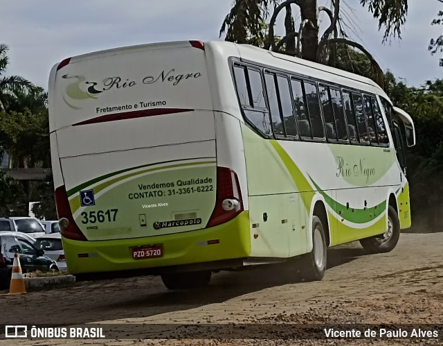 Rio Negro Fretamento e Turismo 35617 na cidade de São Gonçalo do Pará, Minas Gerais, Brasil, por Vicente de Paulo Alves. Número da foto: #10196974.