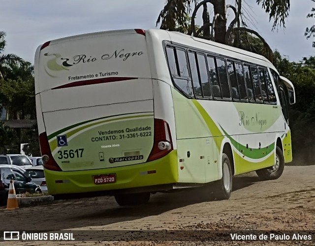 Rio Negro Fretamento e Turismo 35617 na cidade de São Gonçalo do Pará, Minas Gerais, Brasil, por Vicente de Paulo Alves. ID da foto: 10196974.