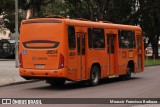 Expresso Azul JI854 na cidade de Curitiba, Paraná, Brasil, por Moaccir  Francisco Barboza. Número da foto: #:id.