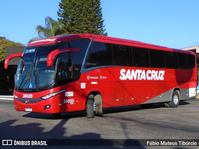 Viação Santa Cruz 28020 na cidade de Três Corações, Minas Gerais, Brasil, por Fábio Mateus Tibúrcio. Número da foto: #10200046.