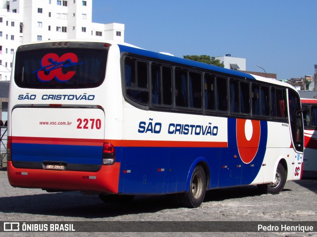 Viação São Cristóvão 2270 na cidade de Divinópolis, Minas Gerais, Brasil, por Pedro Henrique. Número da foto: #10200976.