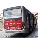 Pêssego Transportes 4 7208 na cidade de São Paulo, São Paulo, Brasil, por Andre Santos de Moraes. Número da foto: #:id.