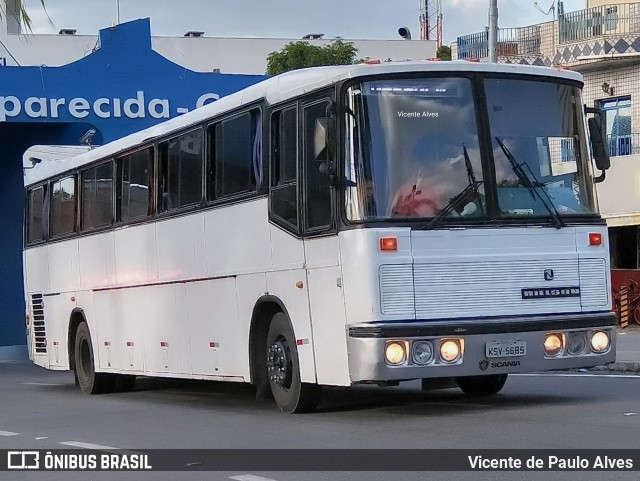 Ônibus Particulares 5685 na cidade de Aparecida, São Paulo, Brasil, por Vicente de Paulo Alves. ID da foto: 10202028.